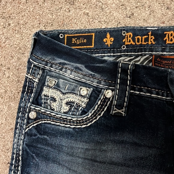 ❌SOLD❌Rock Revival Bootcut Jeans - Picture 4 of 8